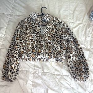 Fuzzy leopard pullover